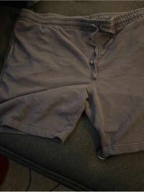 Men's Gray Cargo-Style Drawstring Shorts
